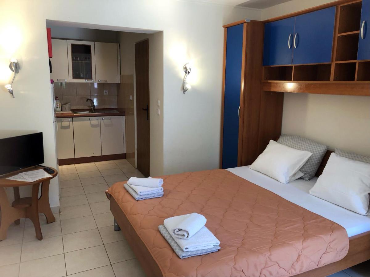 Danyja Apartments Sveti Filip i Jakov Eksteriør bilde