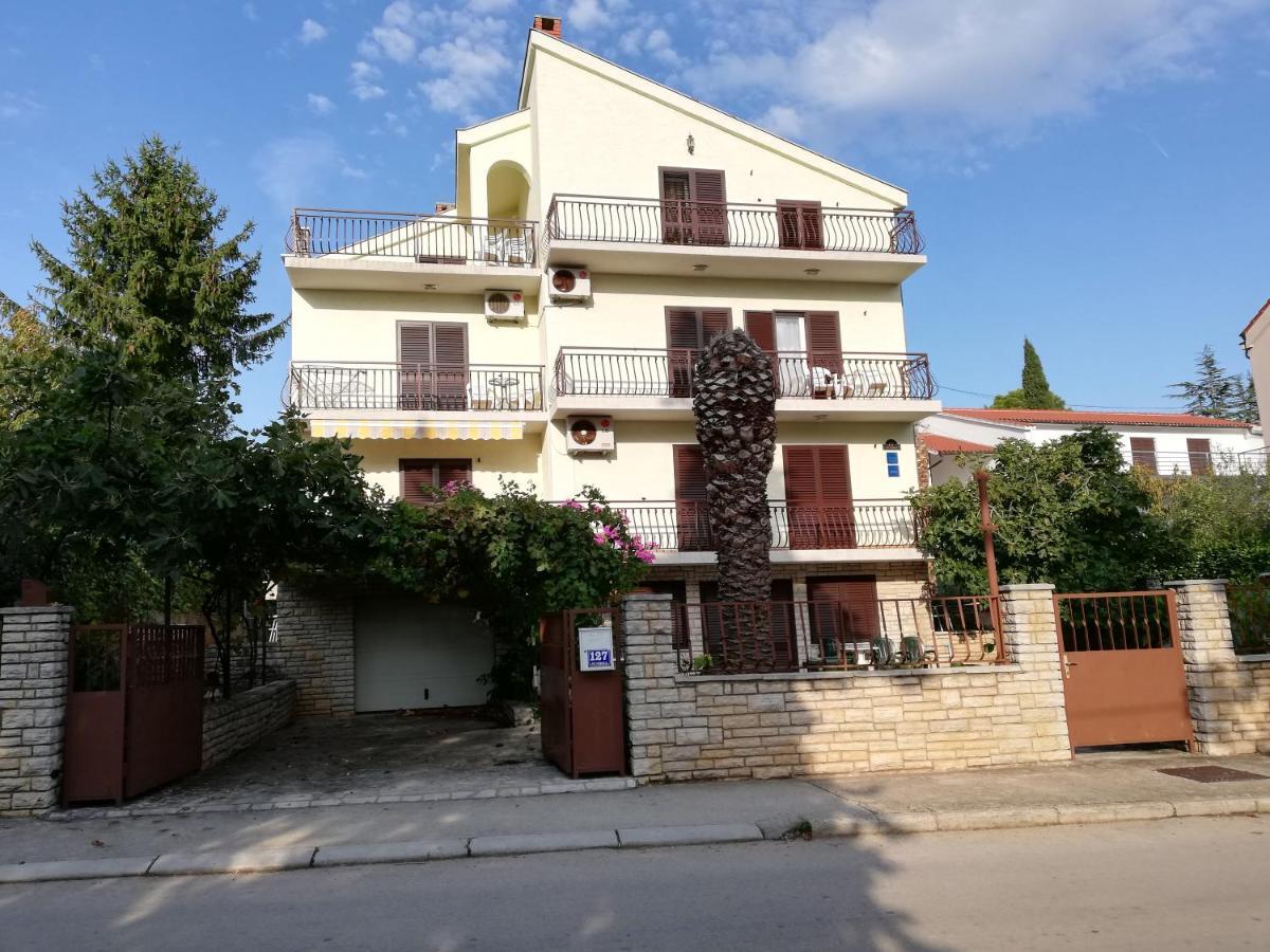 Danyja Apartments Sveti Filip i Jakov Eksteriør bilde