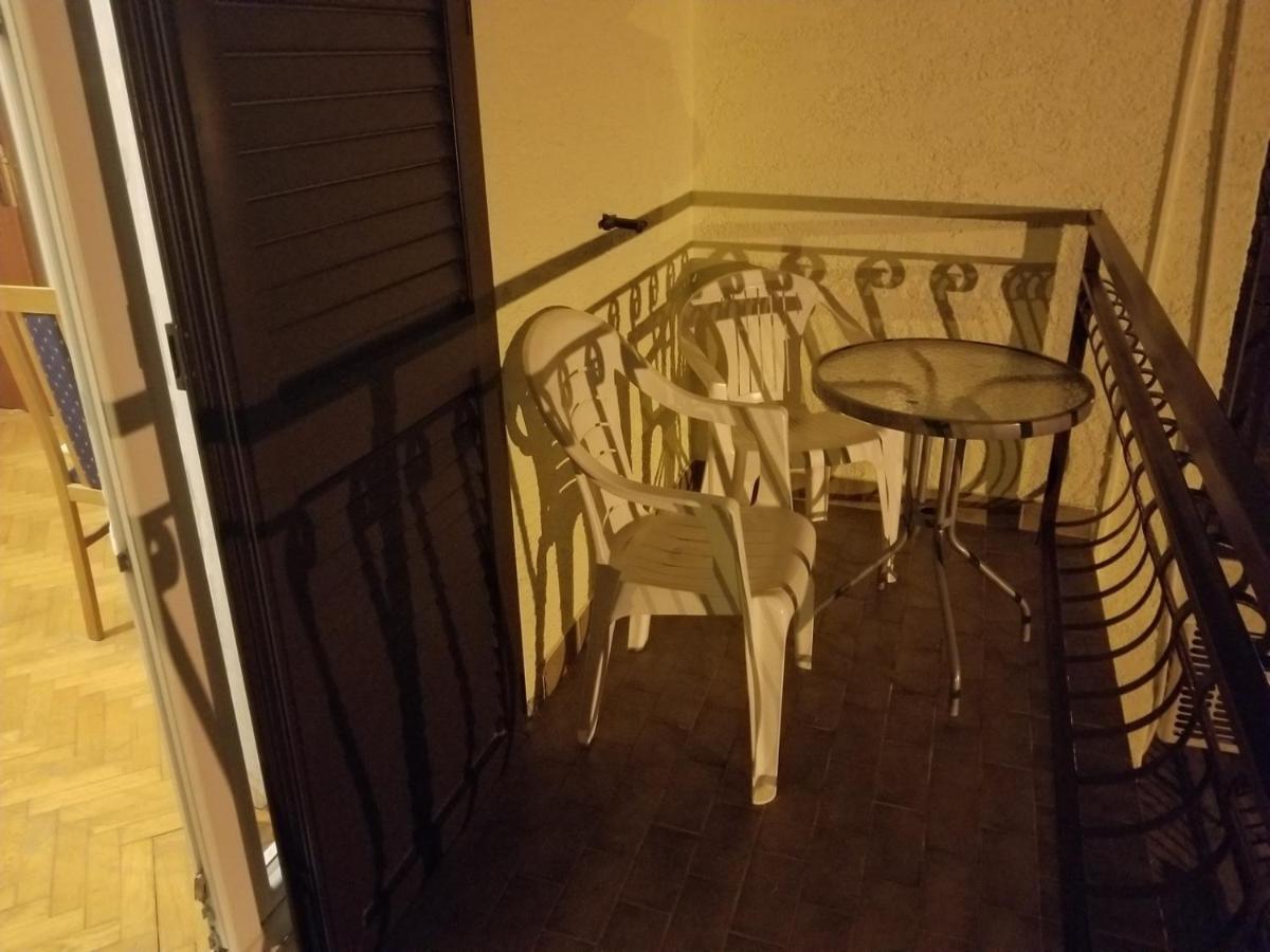 Danyja Apartments Sveti Filip i Jakov Eksteriør bilde