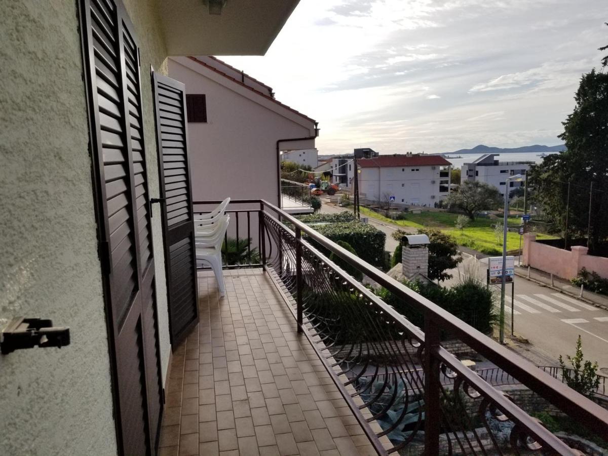 Danyja Apartments Sveti Filip i Jakov Eksteriør bilde