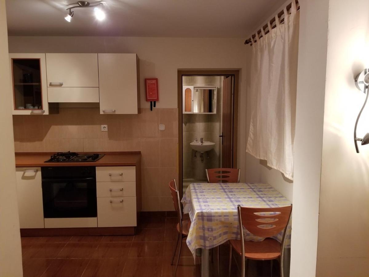 Danyja Apartments Sveti Filip i Jakov Eksteriør bilde